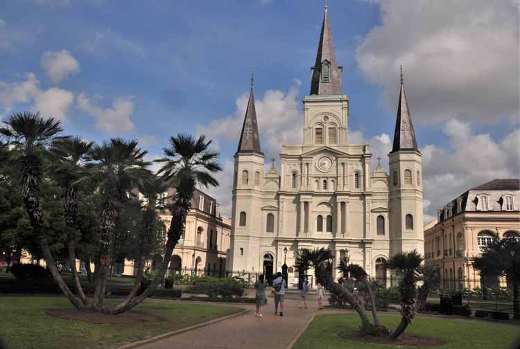  st louis cathedral and jackson square